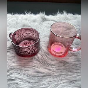 Set of two pink mugs
